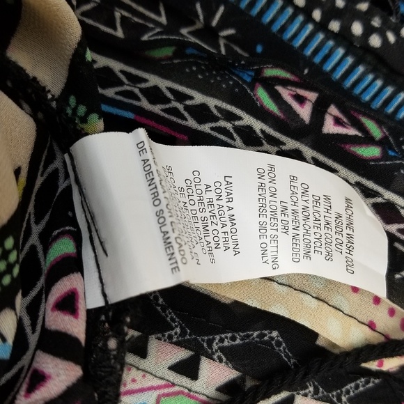 Democracy Patchwork and Lace Blouse Size 1x - Picture 6 of 7